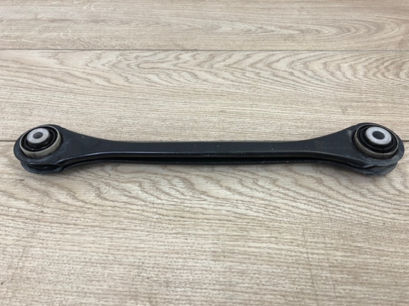 Рычаг подвески поперечный задний левый Audi A4 S-line 2015- B9 1 4M0505291D контрактная