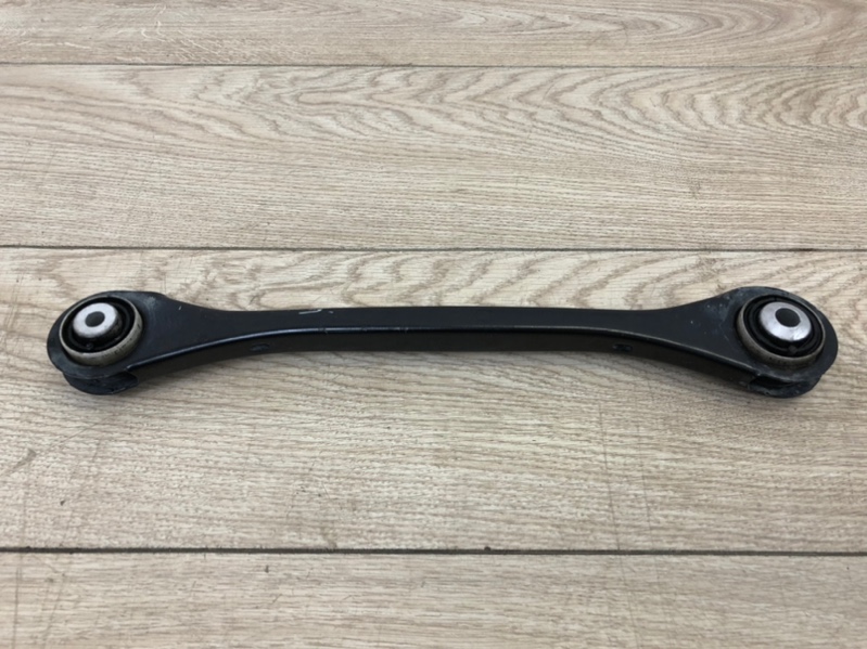 Рычаг подвески поперечный задний левый A4 S-line 2015- B9 1