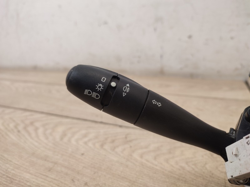 Подрулевой переключатель в сборе 207 2006-2015