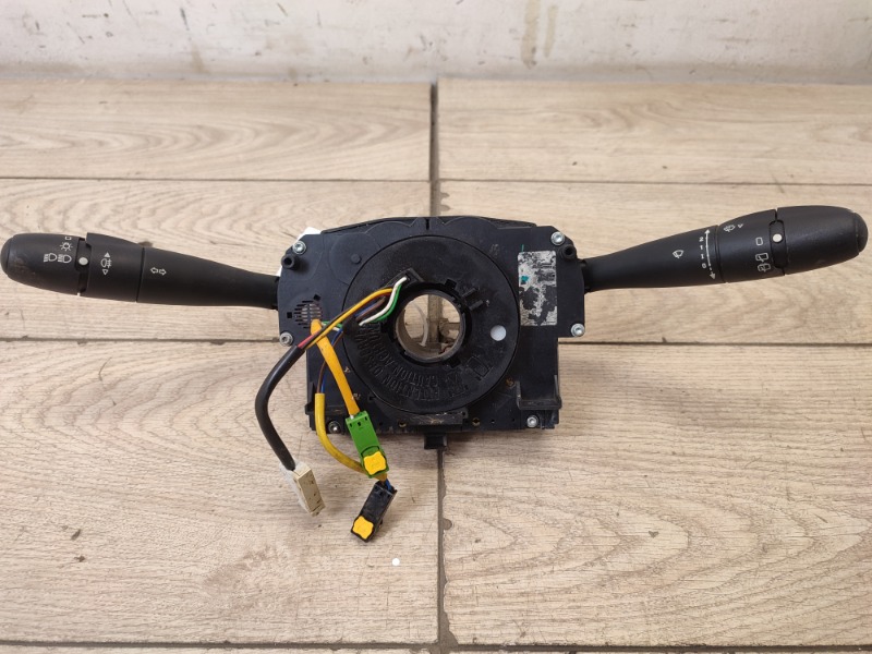 Подрулевой переключатель в сборе 207 2006-2015