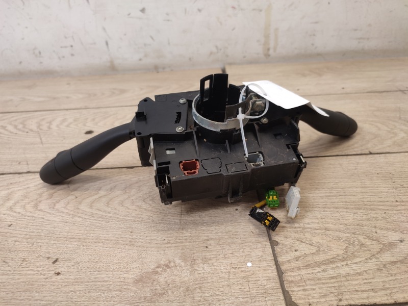 Подрулевой переключатель в сборе 207 2006-2015