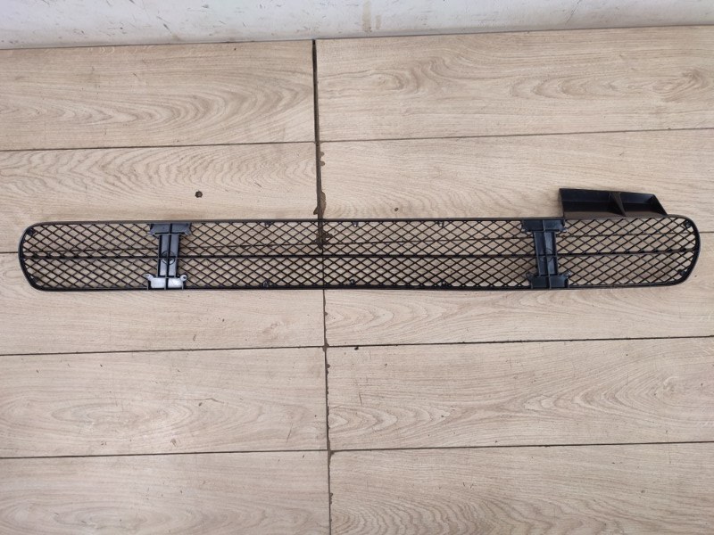 Решетка бампера центральная передняя Fiat Ducato 2001-2011 BZ/DS 71728663 новая
