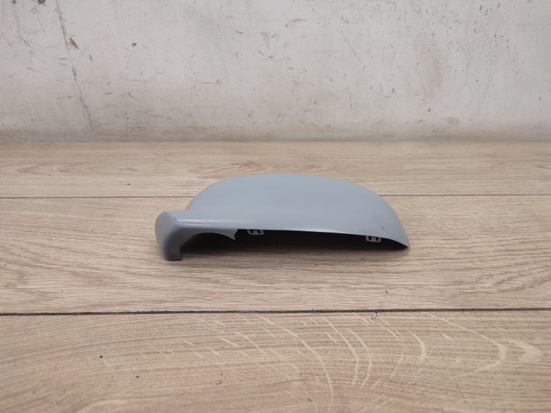 Накладка декоративная Peugeot 406 2000-2004 8E 815224 новая