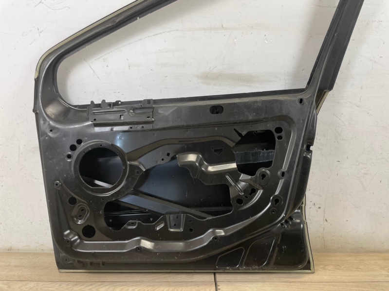 Дверь передняя правая 308 2007-2015 4E