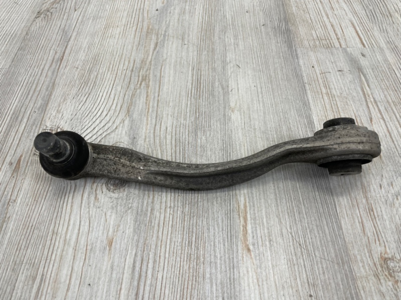 Рычаг подвески верхний передний правый Audi Q7 2015- 4M 4M0407510B контрактная