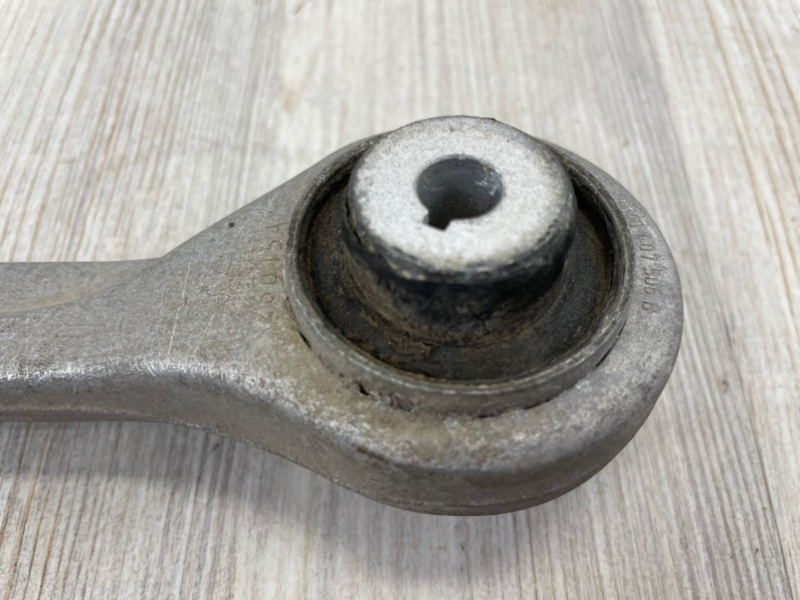 Рычаг подвески верхний передний правый Audi A6 4G