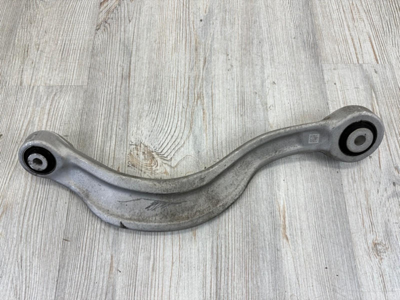 Рычаг подвески поперечный задний правый Audi Q7 4M