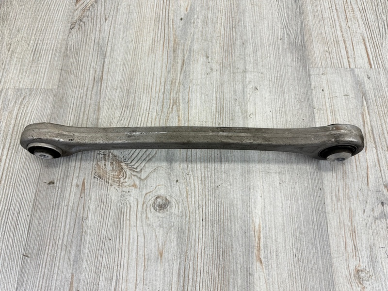 Рычаг подвески поперечный задний Q7 2015- 4M