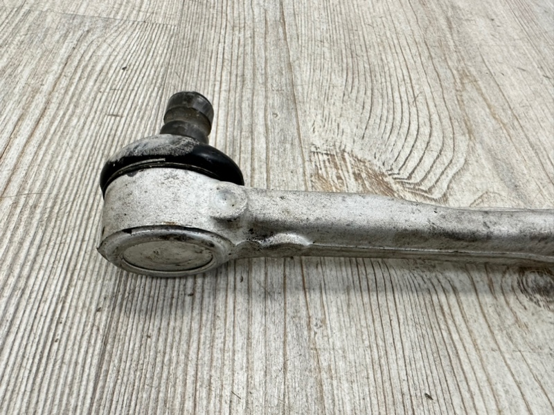 Рычаг подвески верхний передний правый Q7 2015- 4M