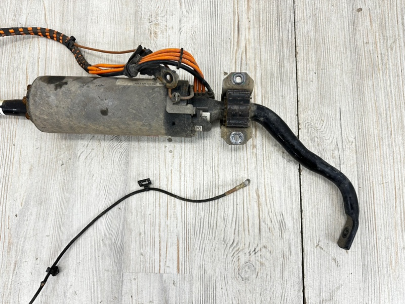 Электро стабилизатор заднее Q7 2015- 4M