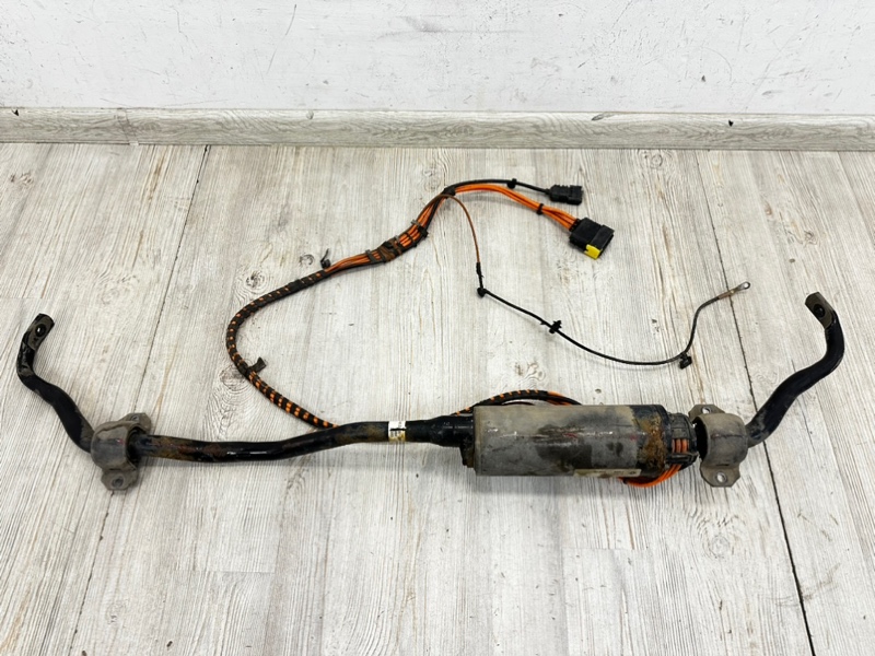 Электро стабилизатор заднее Q7 2015- 4M