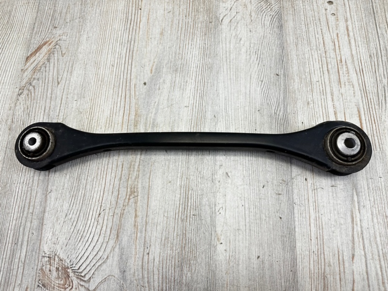 Рычаг подвески поперечный задний левый Q7 2015- 4M Рычаг подвески поперечный задний левый Q7 2015- 4M