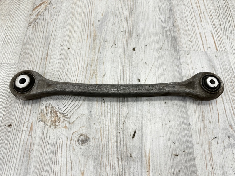 Рычаг подвески поперечный задний Audi Q7 S-line 2019 4M 3.0 TDI DHXA 4M0505291F контрактная