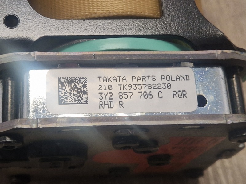 Ремень безопасности с пиропатроном правый Mulsanne 2011-2021 3Y