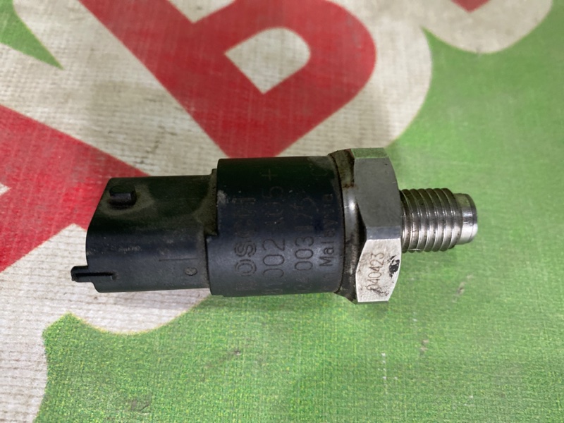 Датчик давления топлива Sportage 2006 2 2.0