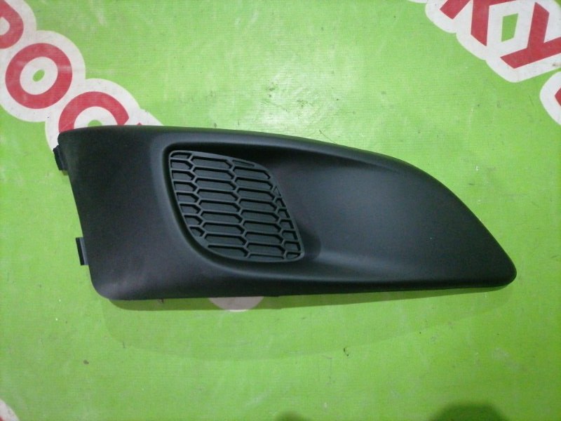 Заглушка бампера переднего правая Chevrolet Aveo 2011-2015 2 T300 JH01-AVO11-004ER новая