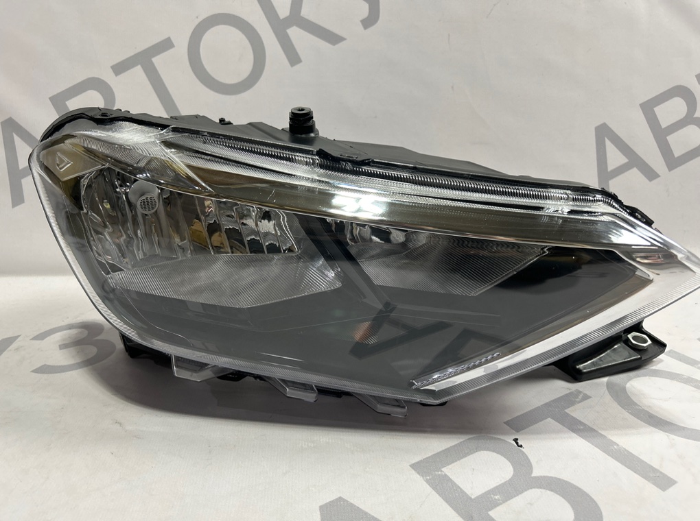 Фара правая Jetta VA3 2019- 1 AD20-VA319-001ER новая