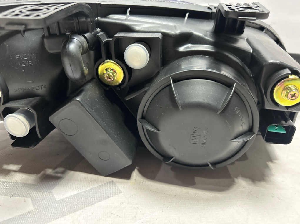 Фара левая Lacetti 2004-2013 T255 Фара левая Lacetti 2004-2013 T255