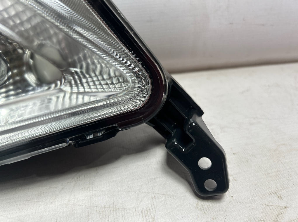 Фара противотуманная правая KIA Rio 4