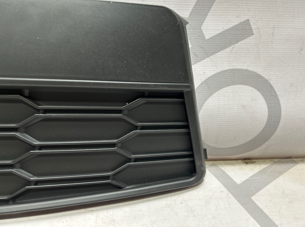 Решетка в бампер левая Skoda Rapid 2 Решетка в бампер левая Skoda Rapid 2