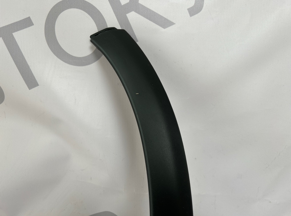 Накладка переднего бампера правая SX4 2006-2013