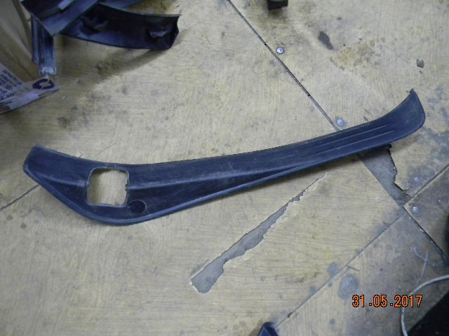 Накладка порога задняя правая Subaru Legacy Outback 2005 B13 94061AG020 Б/У
