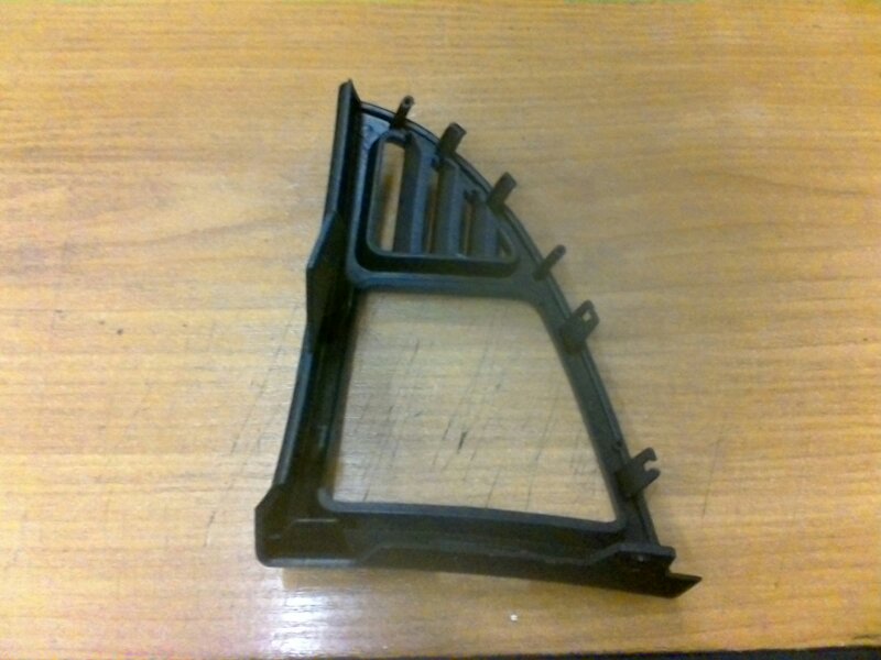 Накладка дефлектора правая M11 2011 седан SQRE4G16