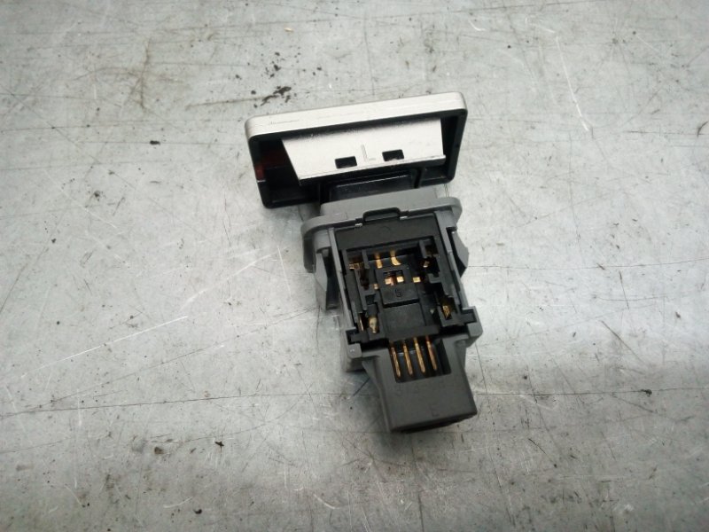 Кнопка аварийной сигнализации Megane 2 2008 Хэтчбек 1