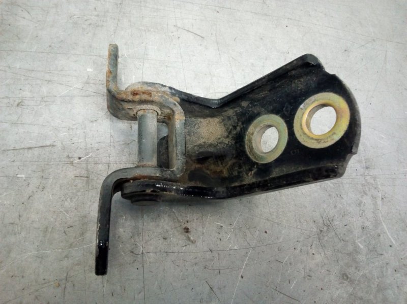 Петля двери задняя правая Almera Classic 2006-2013 B10