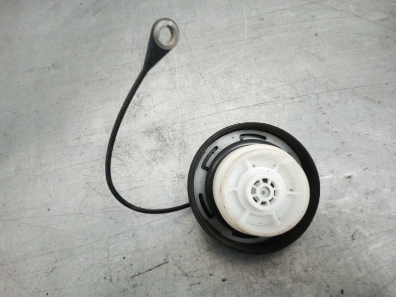 Крышка топливного бака Lacetti 2003-2013 хэтчбек F16D3 Крышка топливного бака Lacetti 2003-2013 хэтчбек F16D3