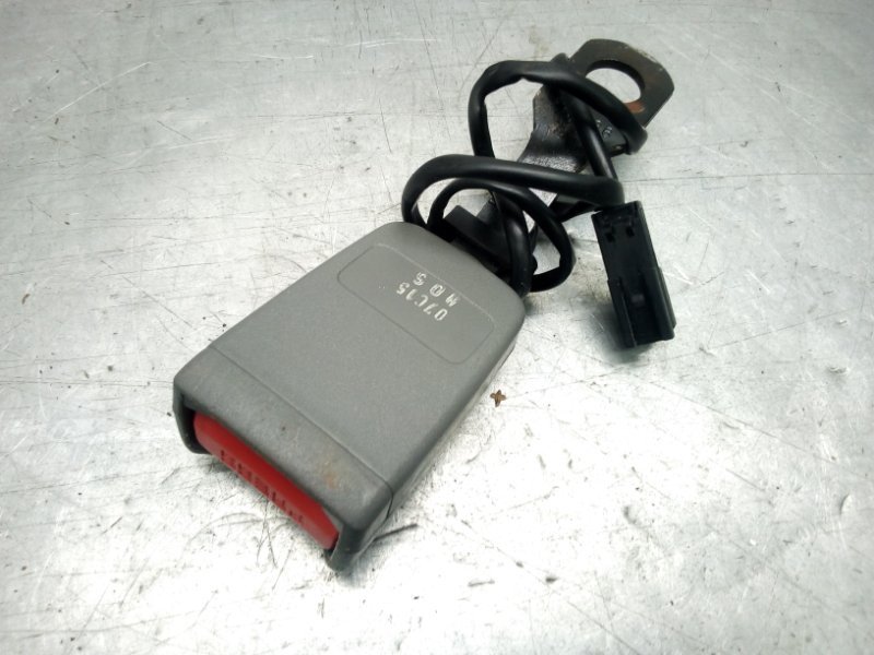 Запчасть ответная часть ремня безопасности передняя левая Chevrolet Lacetti хэтчбек F16D3 96405842 Б/У Ответная часть ремня безопасности передняя левая Chevrolet Lacetti хэтчбек F16D3 96405842 Б/У