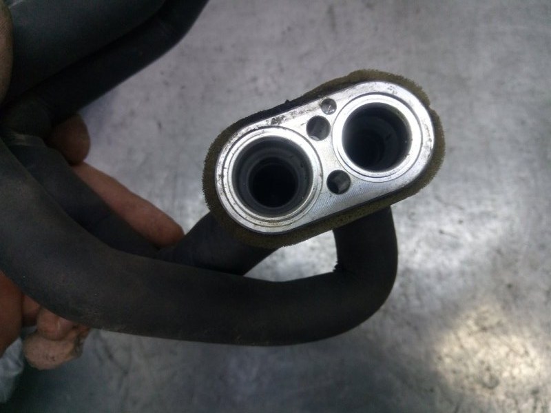 Трубка кондиционера Subaru Legacy Outback B13 Трубка кондиционера Subaru Legacy Outback B13