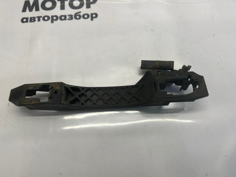 Кронштейн ручки задний левый Chery Bonus A13/ ZAZ Forza 2011 SQR477F A136205230 Б/У