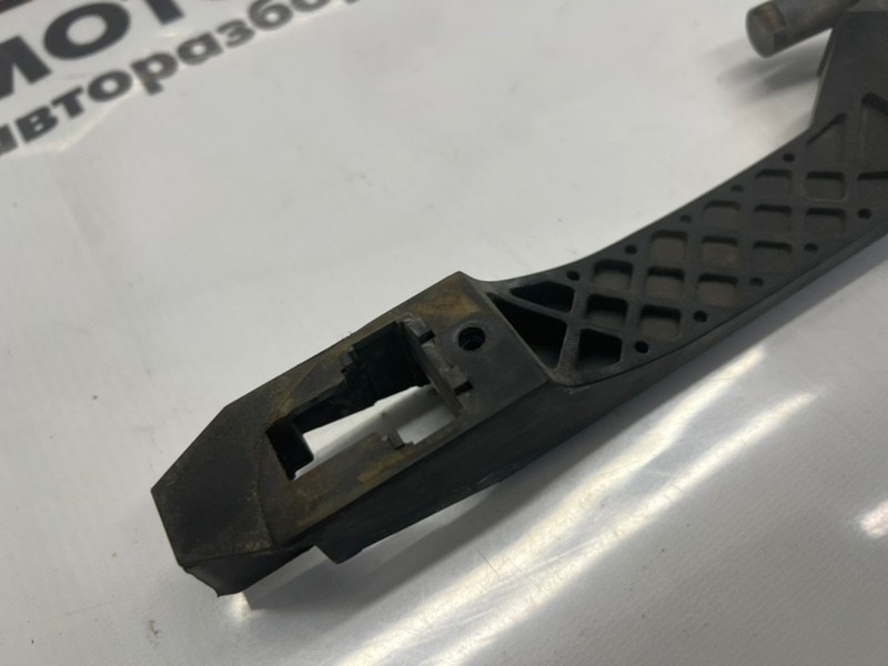 Кронштейн ручки задний левый Bonus A13/ ZAZ Forza 2011 SQR477F