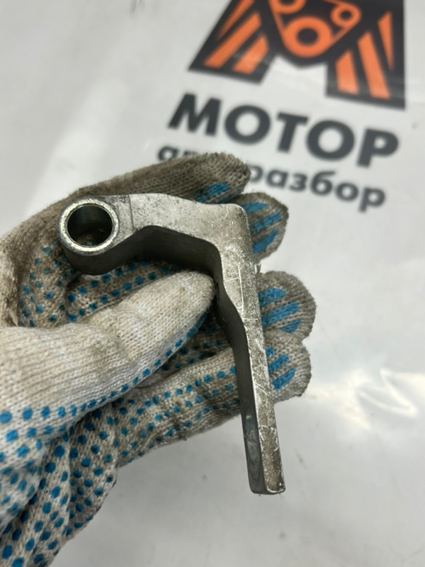 Петля двери передняя правая Focus 3 2011 Хетчбэк 1.6 105 Л.С.