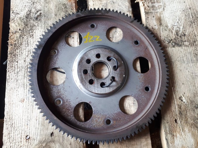 Маховик 1zz. 8. Головка для болтов маховика тойота королла. Маховик 1zz. Маховик 1zz.