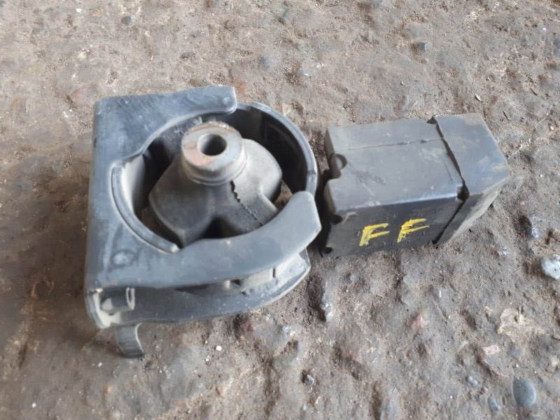 Подушка двигателя Toyota Corolla Fielder NZE121 1NZ-FE 2003 передняя