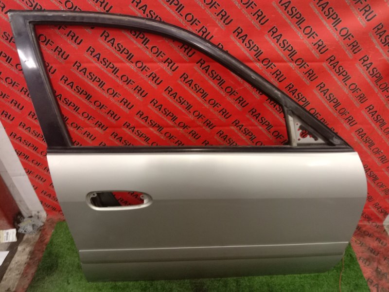 Дверь боковая Mazda Capella GF8P FPDE 2001 передняя правая