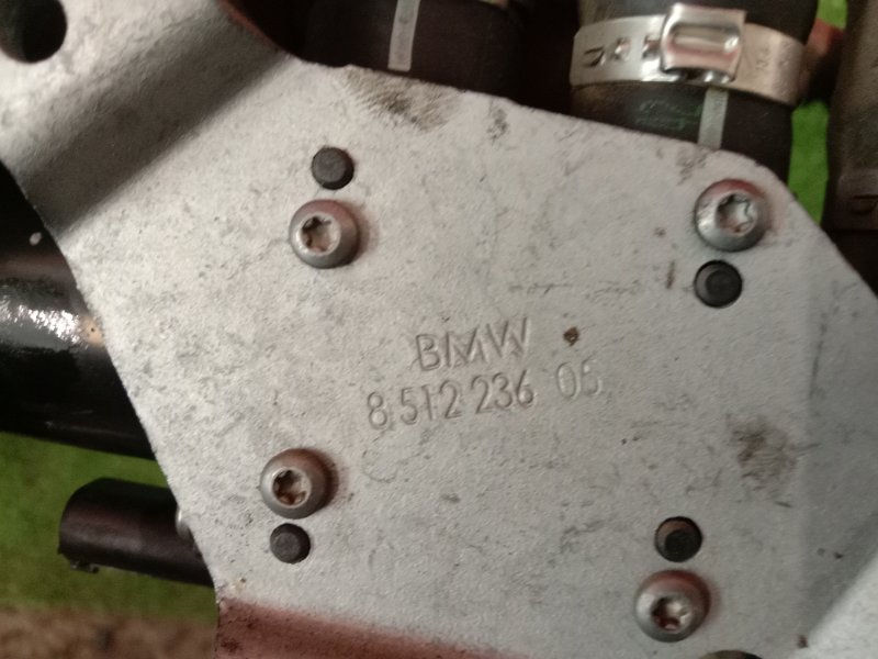 Кран отопителя Bmw X6 F16 N57D30A 2015