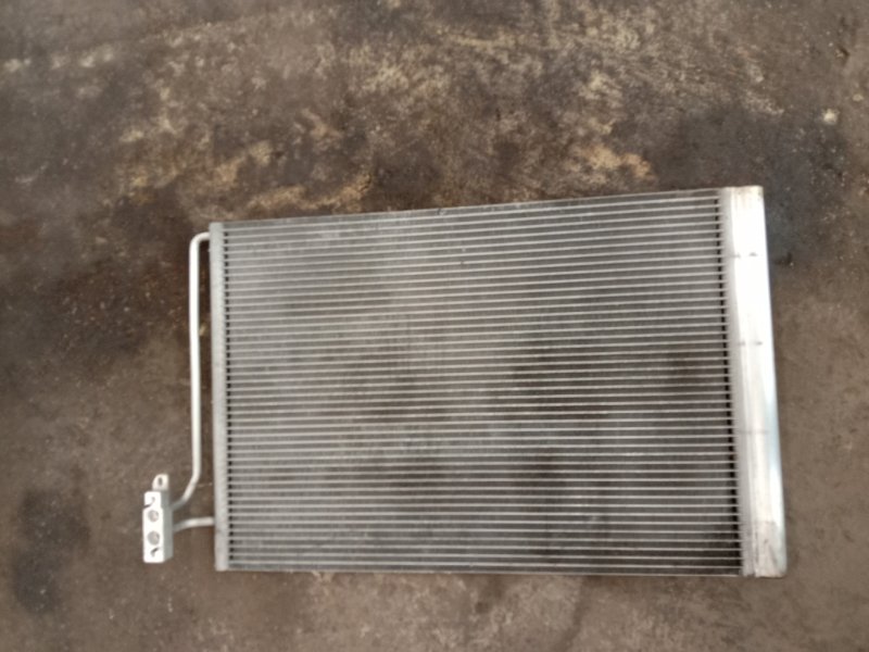 Радиатор кондиционера Land Rover Range Rover L322 M62B44 2004