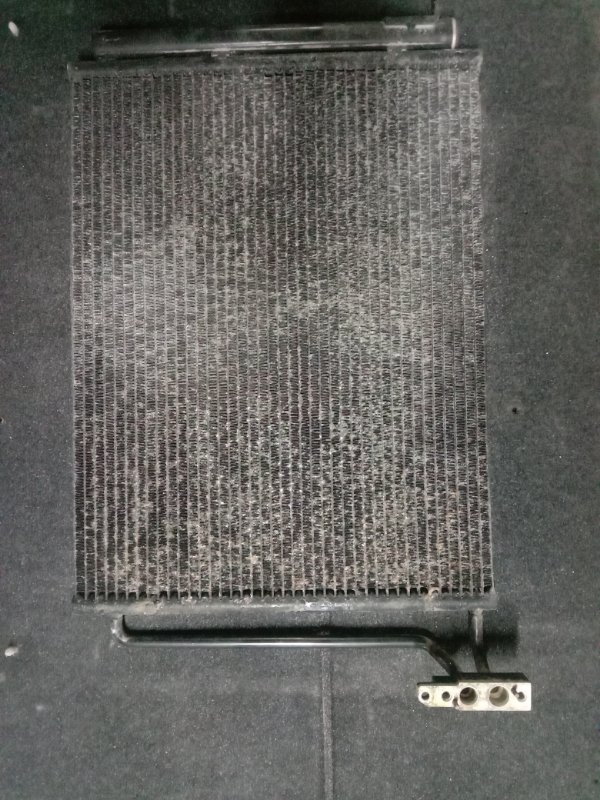 Радиатор кондиционера Bmw X5 E53 M54B30 2003