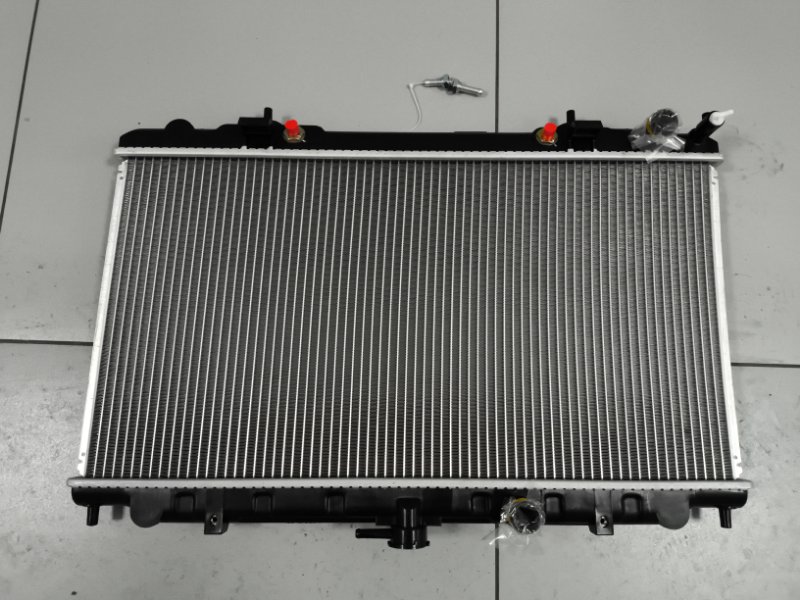 Радиатор двигателя Nissan Blubird Sylphy QNG10 QG18 2001