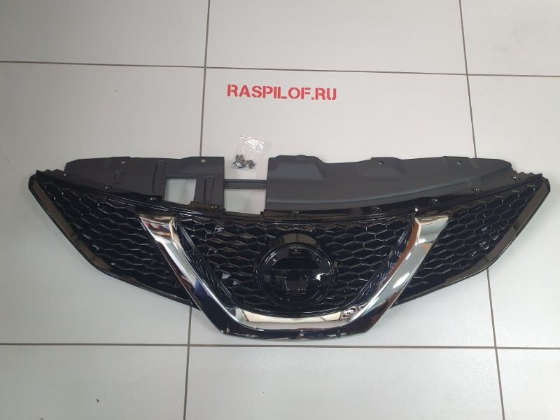 Решетка радиатора Nissan Qashqai J11 2015