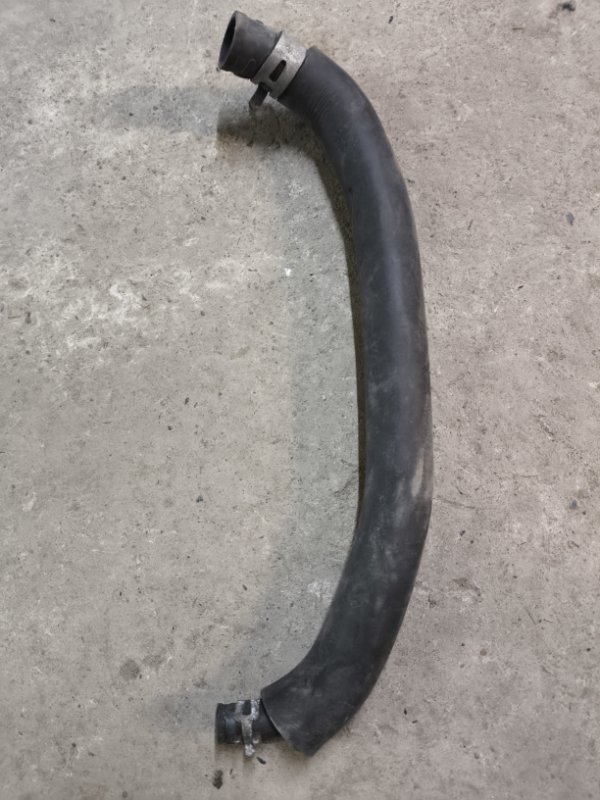 Патрубок Toyota Corolla Fielder ZZE123 1ZZ-FE