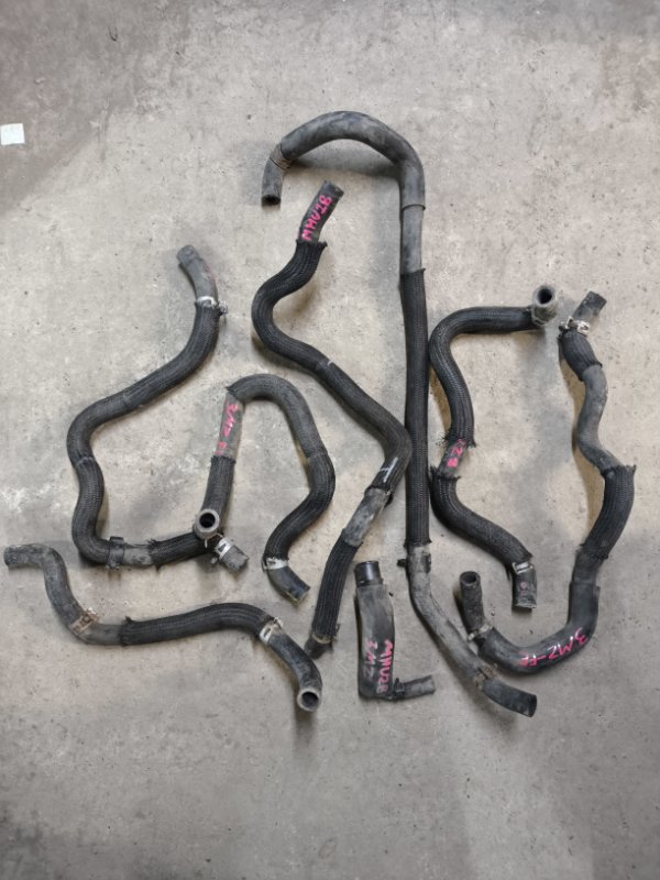 Патрубок Toyota Kluger V MHU28W 3MZ-FE
