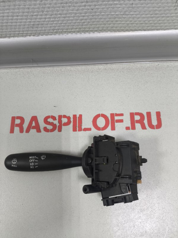 Подрулевой переключатель дворников Toyota Corolla NZE121 1NZ-FE