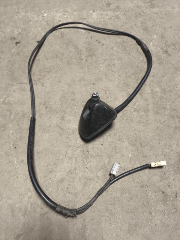 Антенна Toyota Blade GRE156 2GR-FE (б/у)