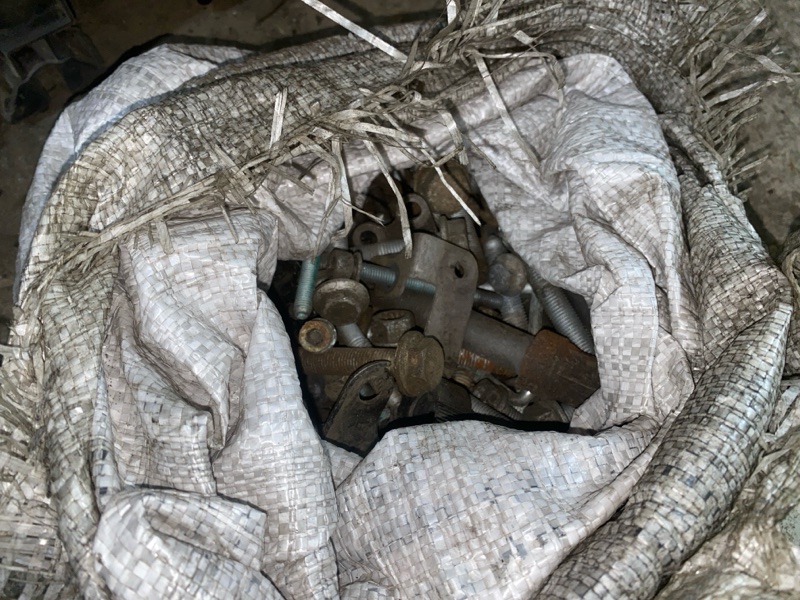 Болт Volkswagen Passat 3C2 CBAB 2005