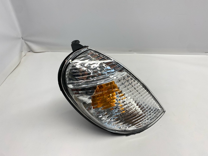 Поворотник Toyota NADIA SXN10H 3SFE 1999 передний правый