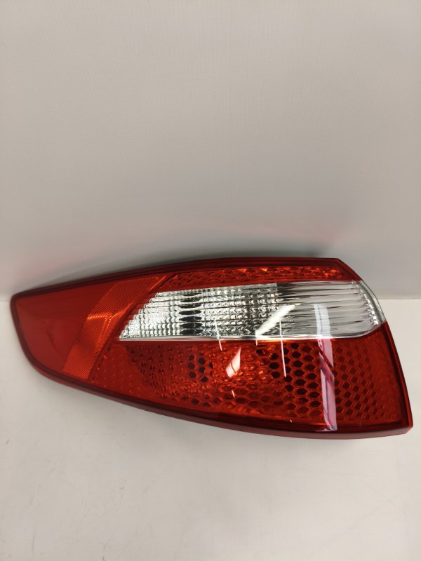 Фонарь стоп-сигнала KIA RIO QB 2012 левый